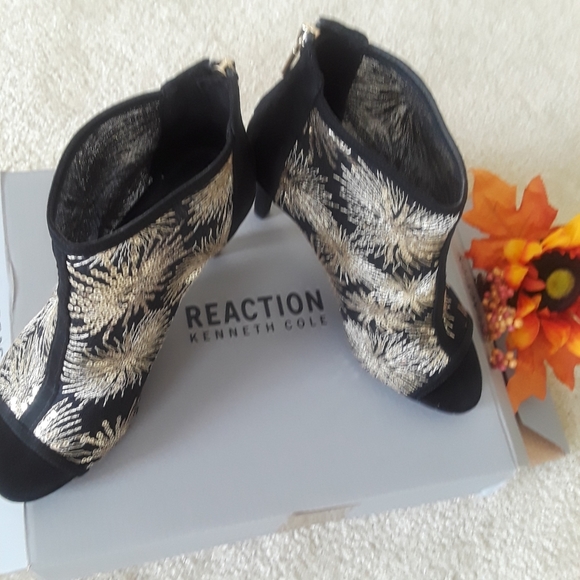 Kenneth Cole Reaction Shoes - Picture 4 of 9